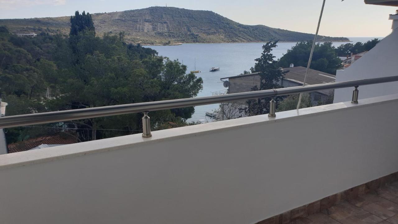 Apartman Pobuk Primosten Exterior photo